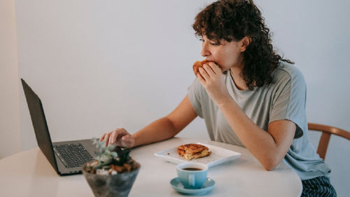 4 Reasons Your Job Could Be Making You Gain Weight
