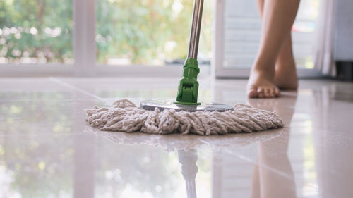 Here's How Many Calories You Burn While Cleaning